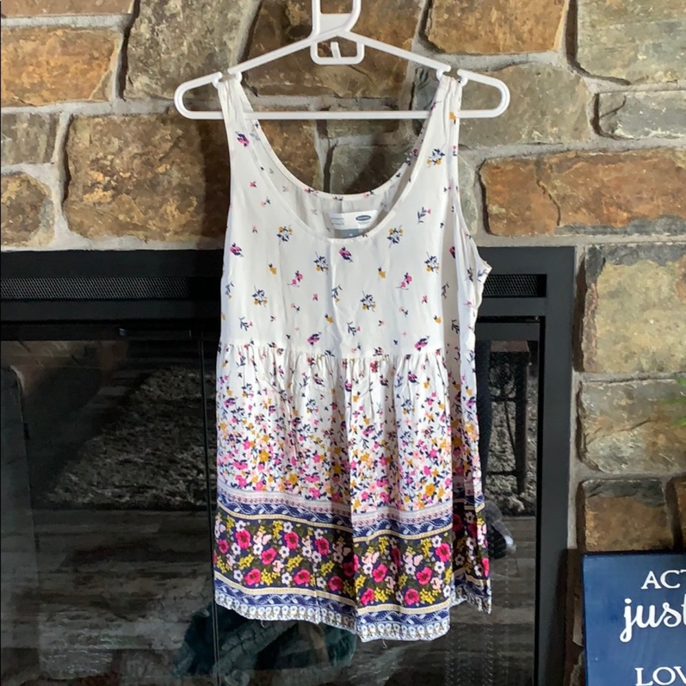 Maternity floral tank top
